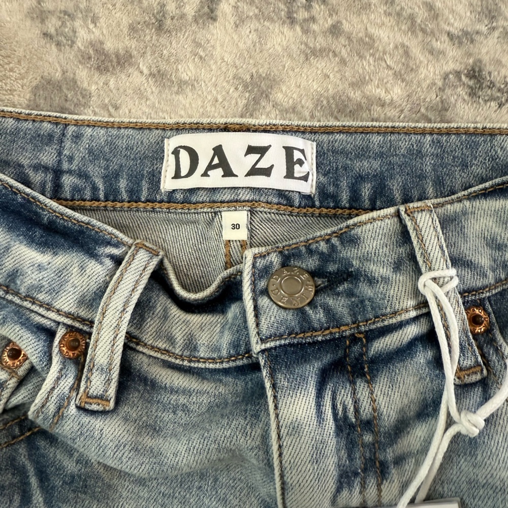 NWT Daze Denim Pleaser High Rise Wide Ankle - 30 - Picture 3 of 8